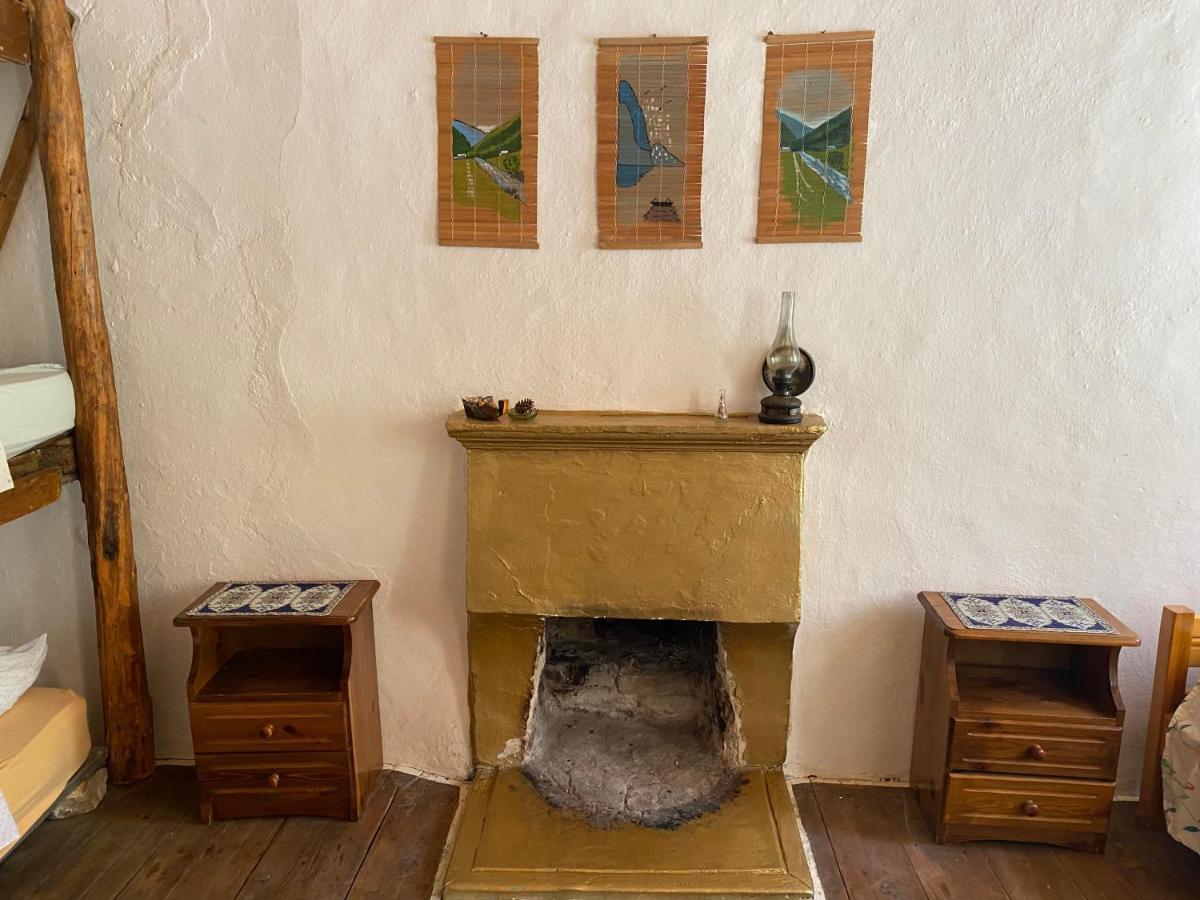 Shotgun Hostel & Guesthouse Vuno Exterior photo