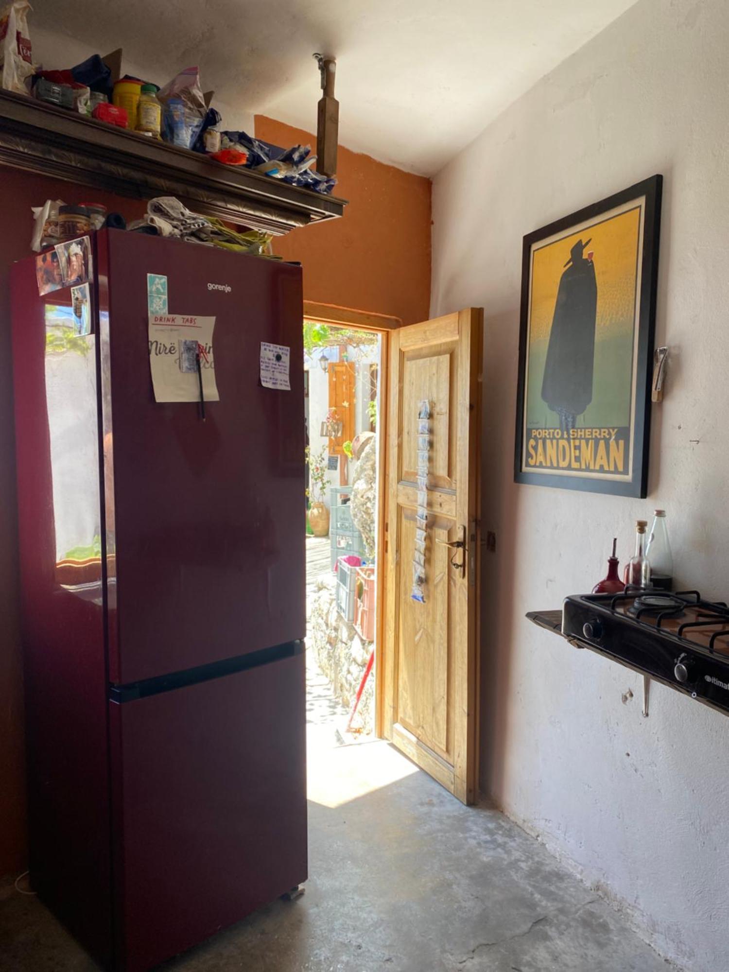 Shotgun Hostel & Guesthouse Vuno Exterior photo