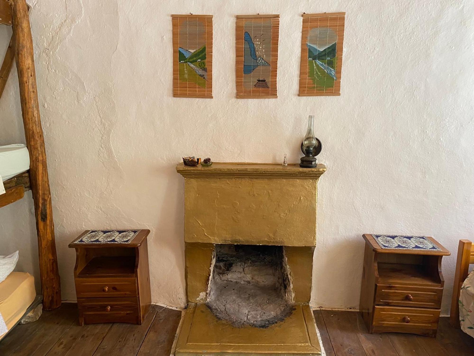 Shotgun Hostel & Guesthouse Vuno Exterior photo